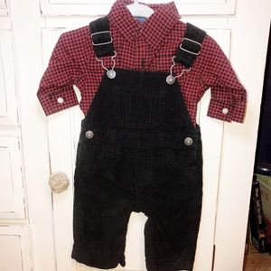 Corduroy overalls red/black checked button shirt.